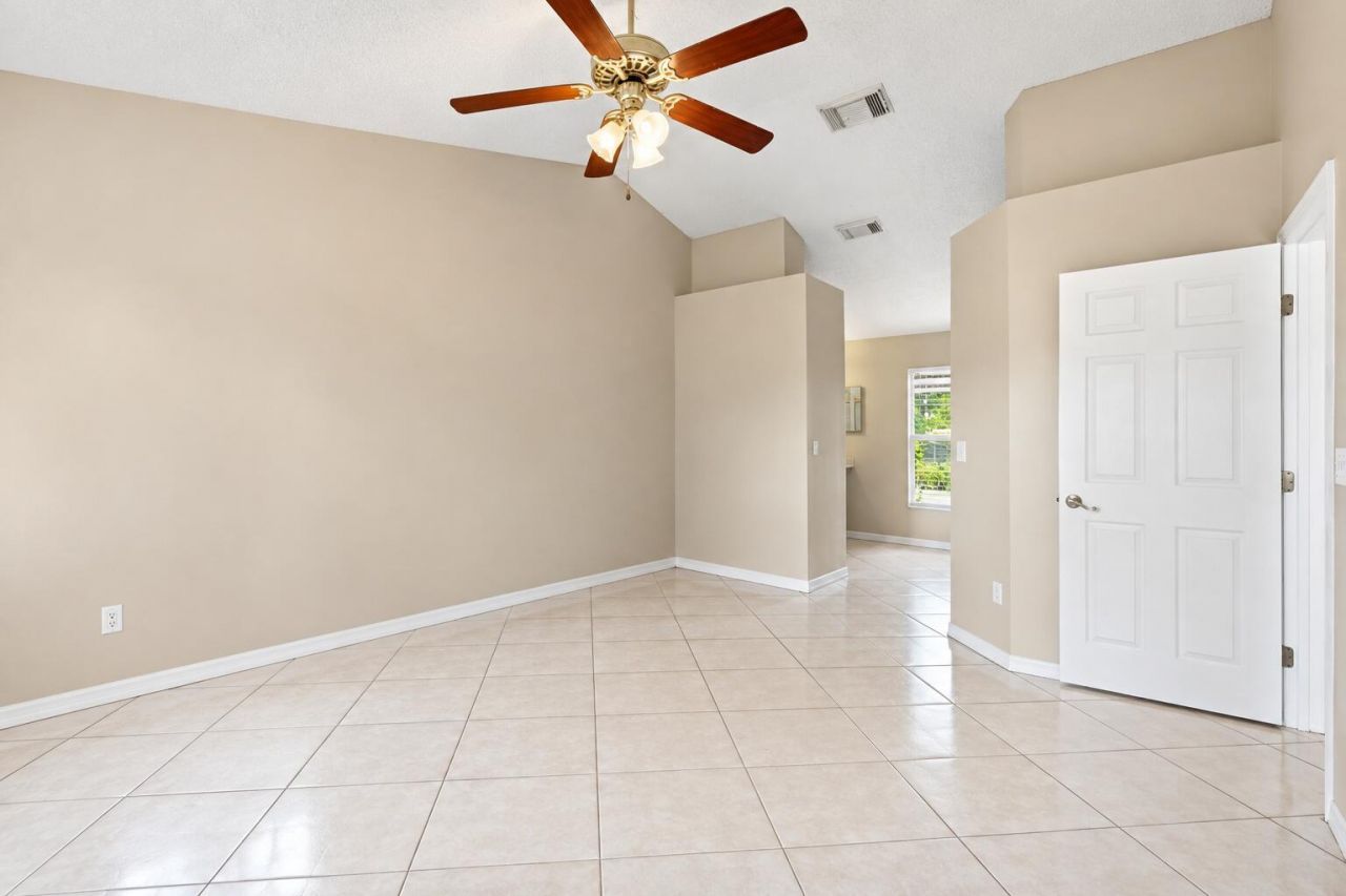 1206 SW Emerald Avenue, Port Saint Lucie, FL 34953 Photo