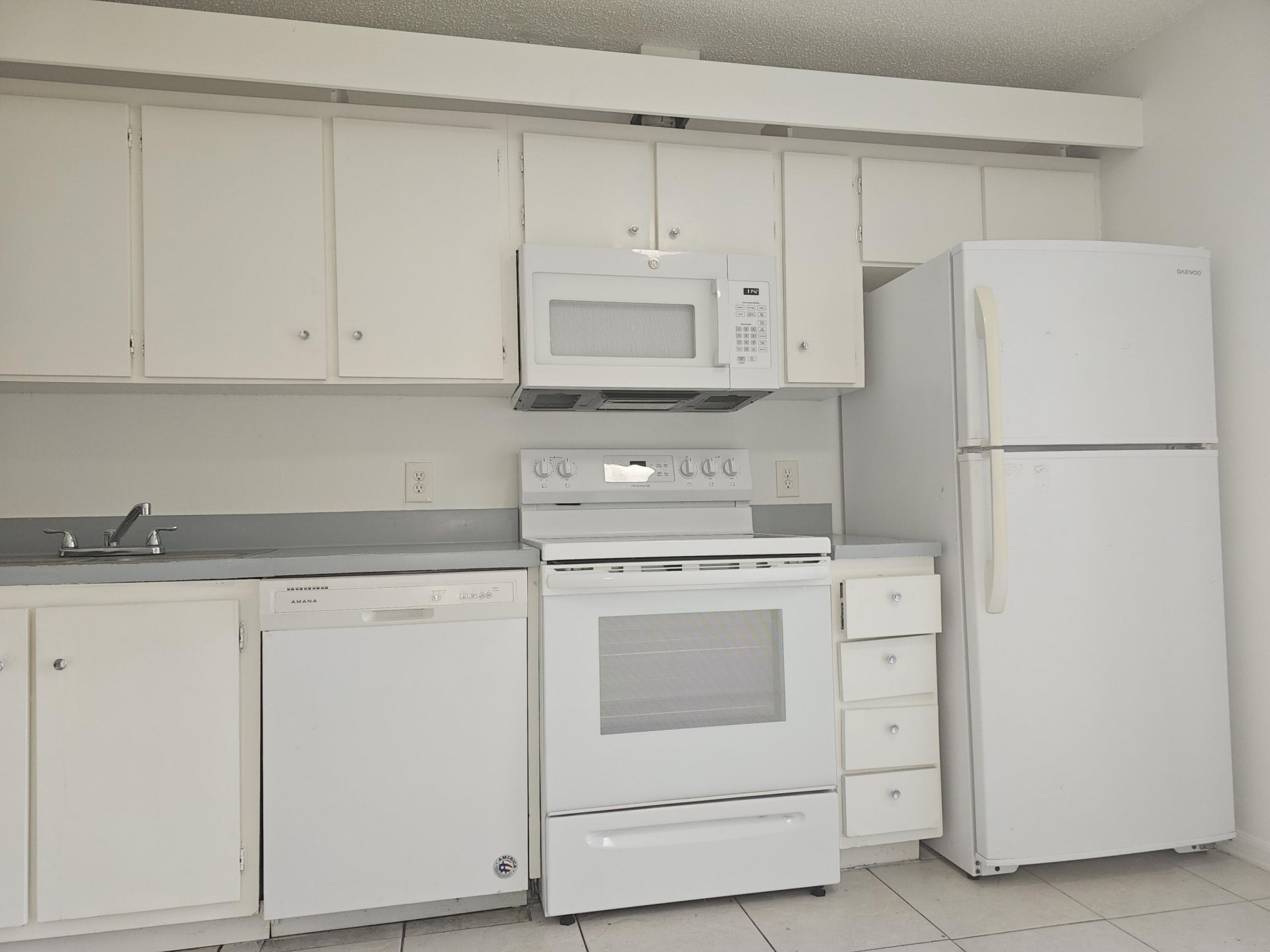 4635 Orleans Court, Unit A, West Palm Beach, FL 33415 Photo