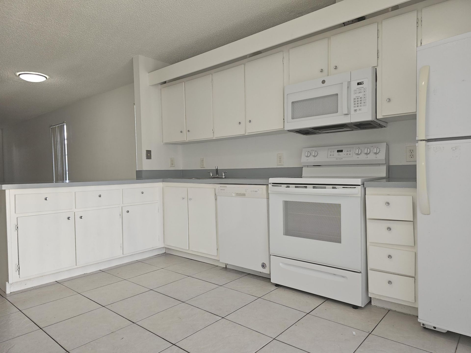 4635 Orleans Court, Unit A, West Palm Beach, FL 33415 Photo