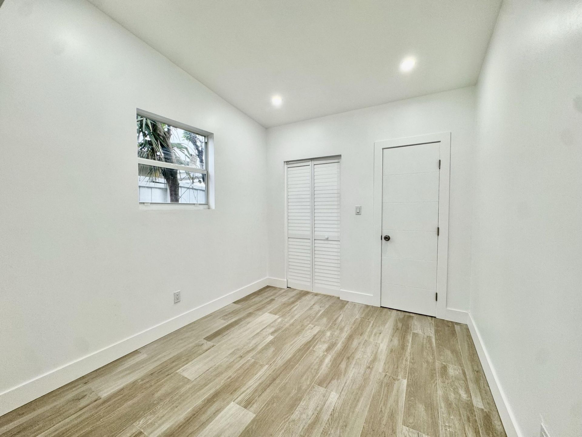 1017 N H Street, Lake Worth Beach, FL 33460 Photo