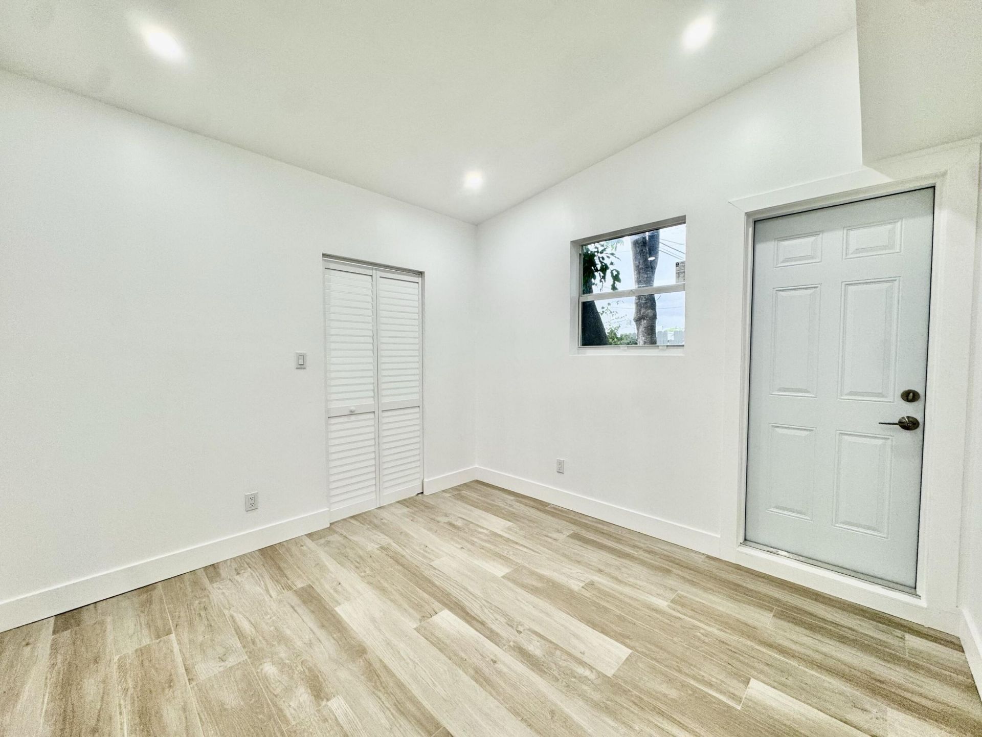 1017 N H Street, Lake Worth Beach, FL 33460 Photo