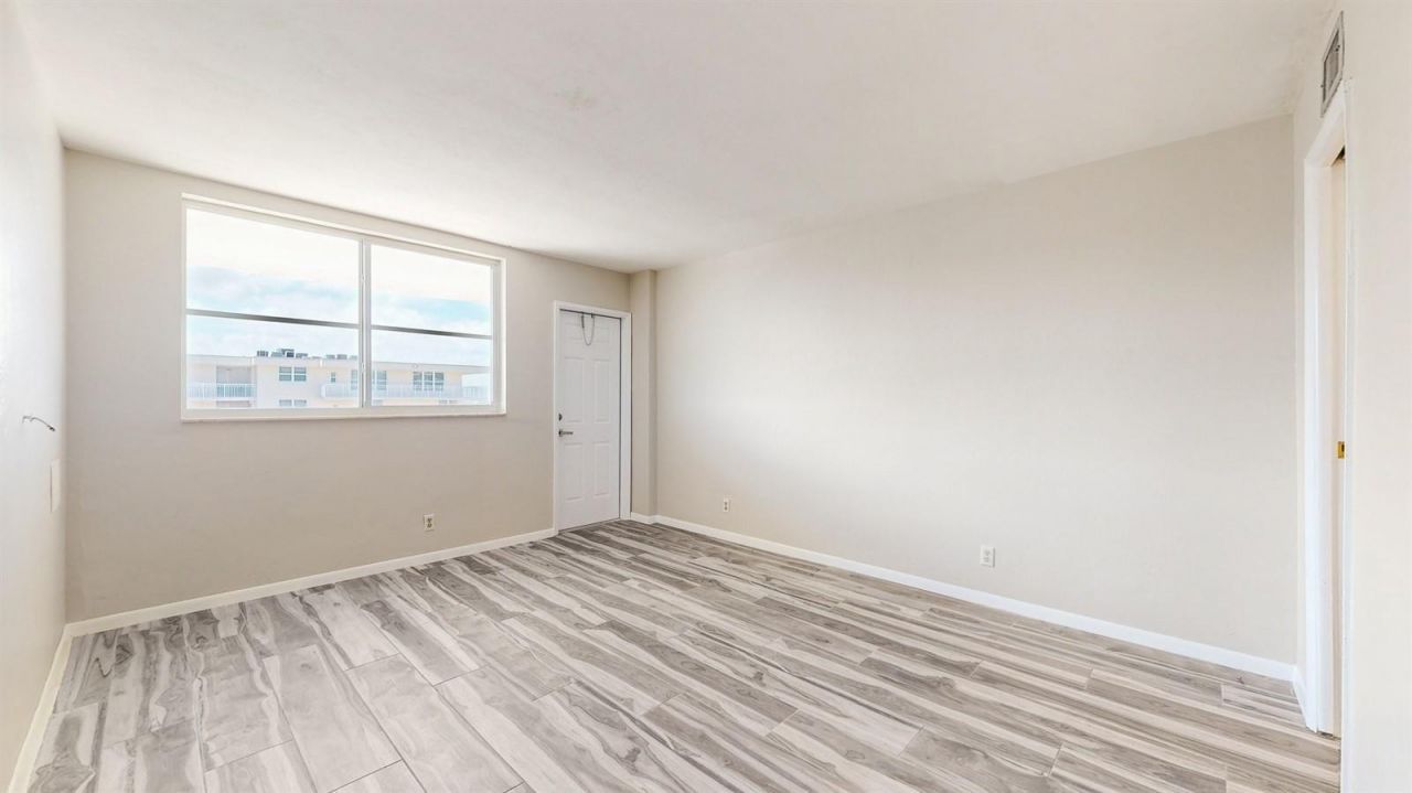 1051 Hillsboro Mile, Unit 905E, Hillsboro Beach, FL 33062 Photo