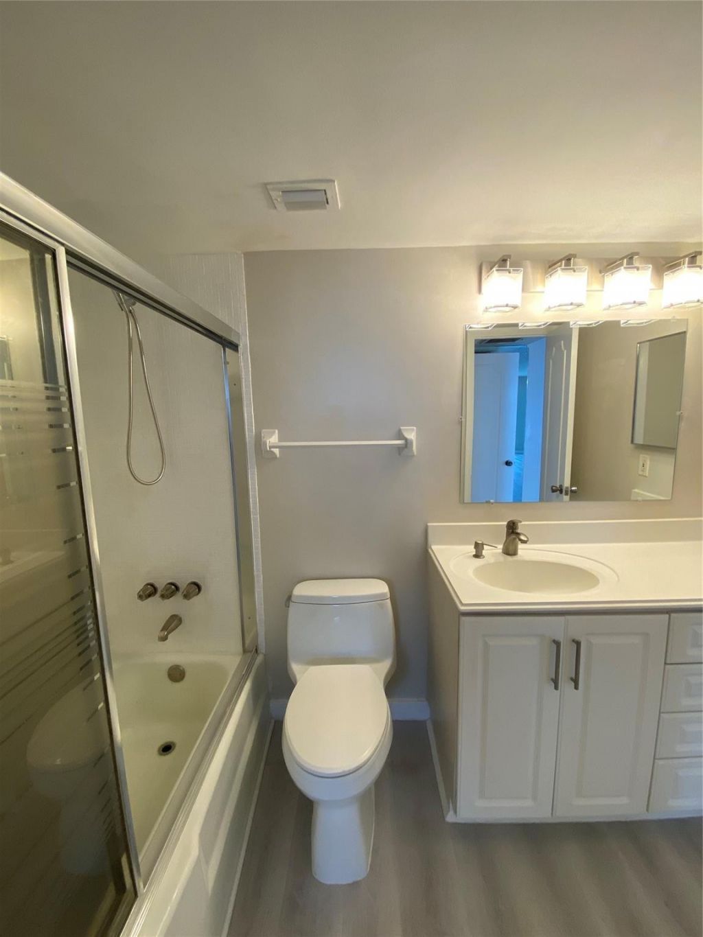 1051 Hillsboro Mile, Unit 905E, Hillsboro Beach, FL 33062 Photo