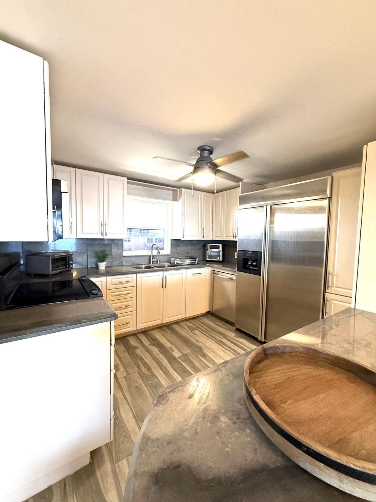 1051 Hillsboro Mile, Unit 905E, Hillsboro Beach, FL 33062 Photo