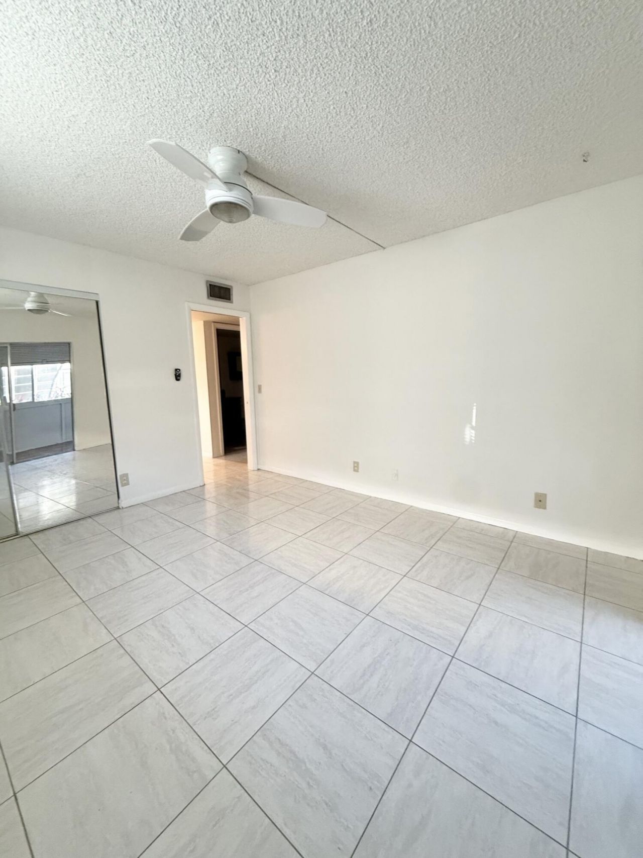 882 Normandy Lane S, Delray Beach, FL 33484 Photo