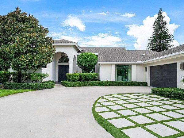 1860 LYNTON Circle, Wellington, FL 33414