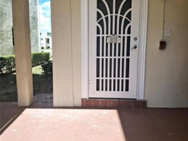 4128 NW 88TH Avenue, Unit 101, Coral Springs, FL 33065