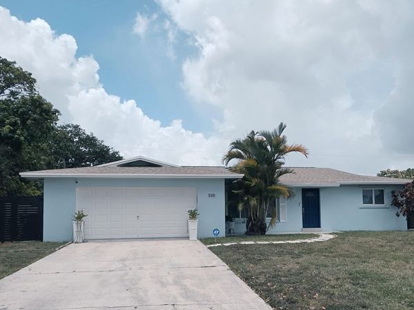194 AKRON Road, Lake Worth, FL 33467