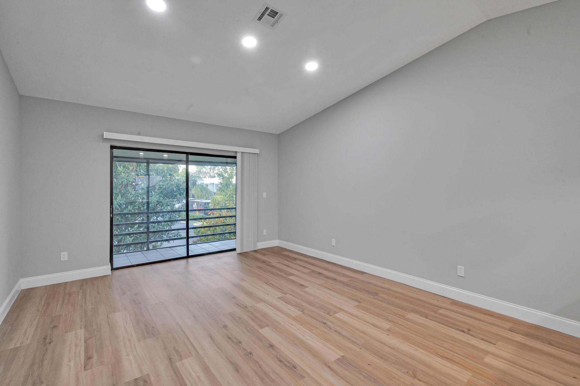 800 NW Fork Road, Unit 10-8, Stuart, FL 34994 Photo