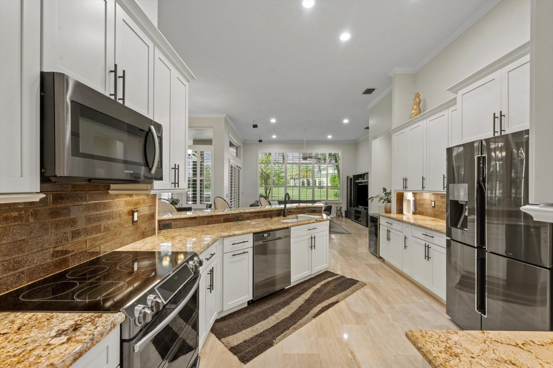 721 Pine Club Lane, Wellington, FL 33414 Photo