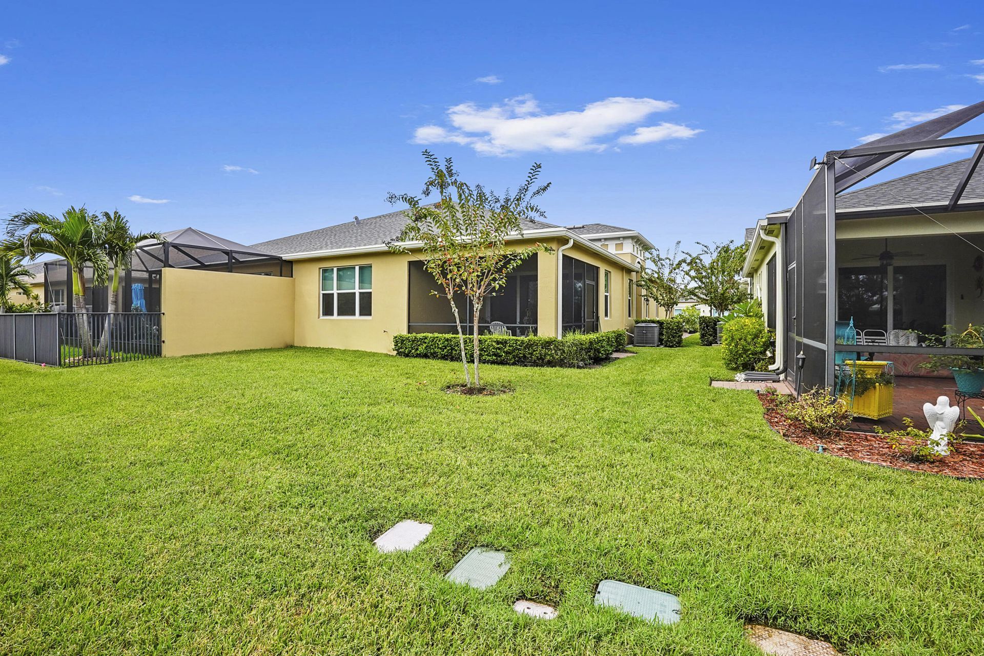 12842 SW Lake Fern Circle, Port Saint Lucie, FL 34987 Photo