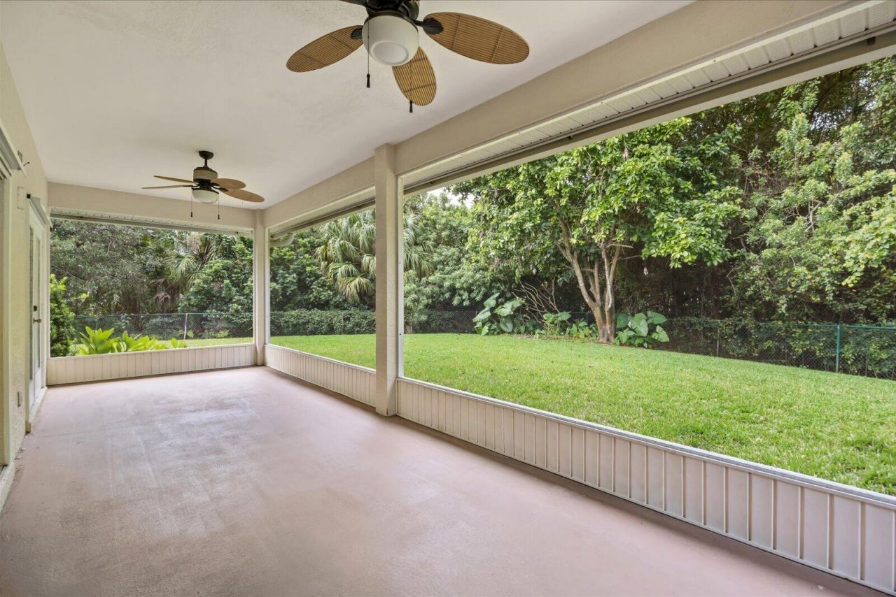 5875 39th Lane, Vero Beach, FL 32966 Photo