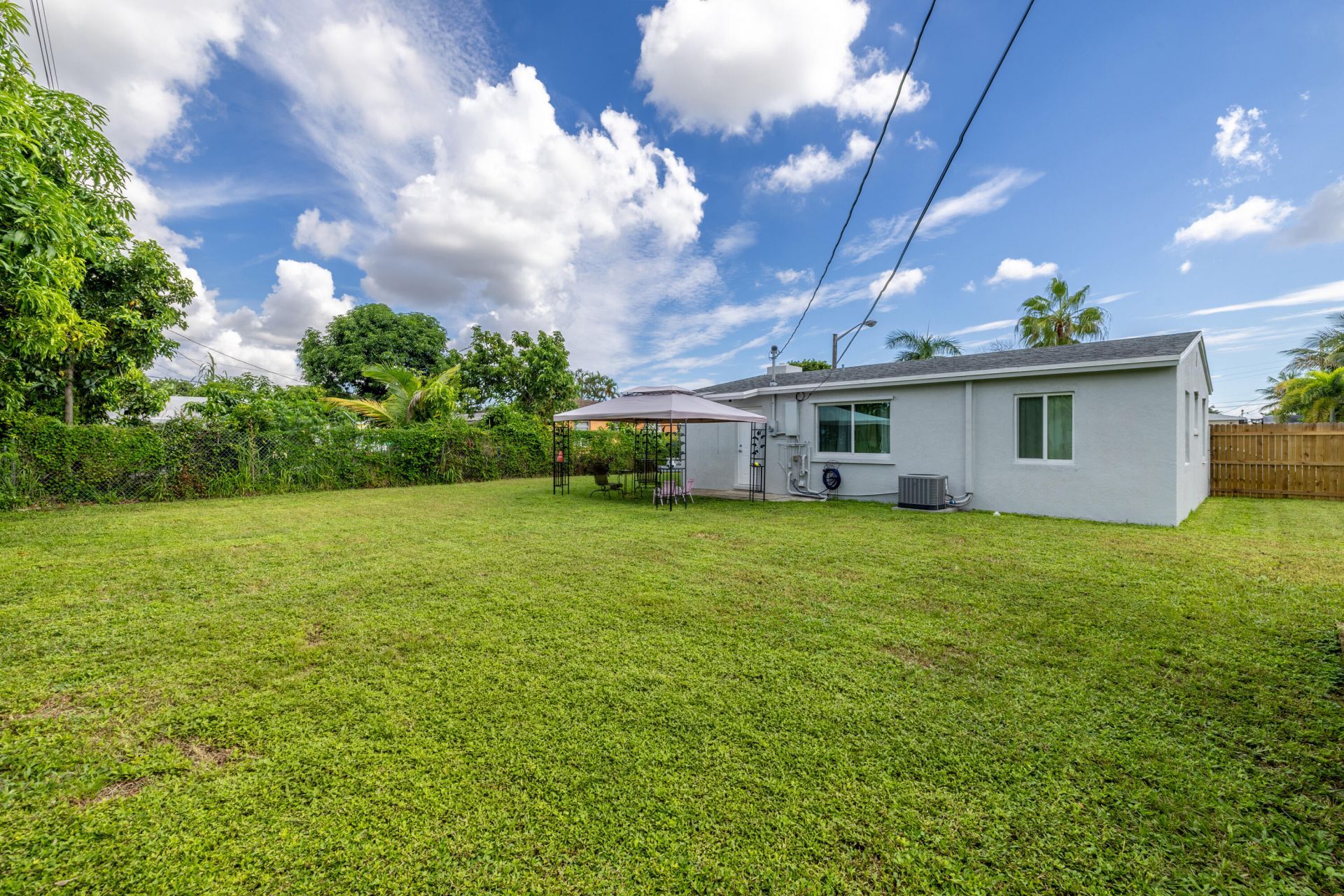 2349 Par Road, West Palm Beach, FL 33409 Photo