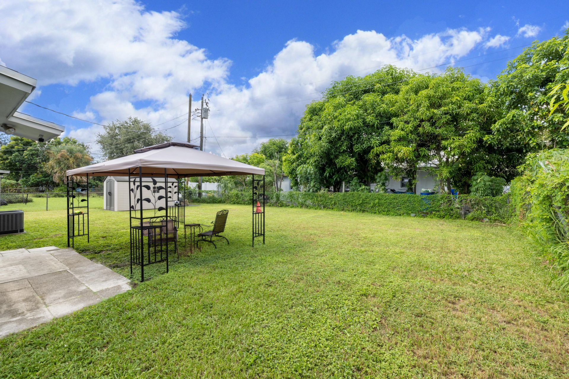 2349 Par Road, West Palm Beach, FL 33409 Photo