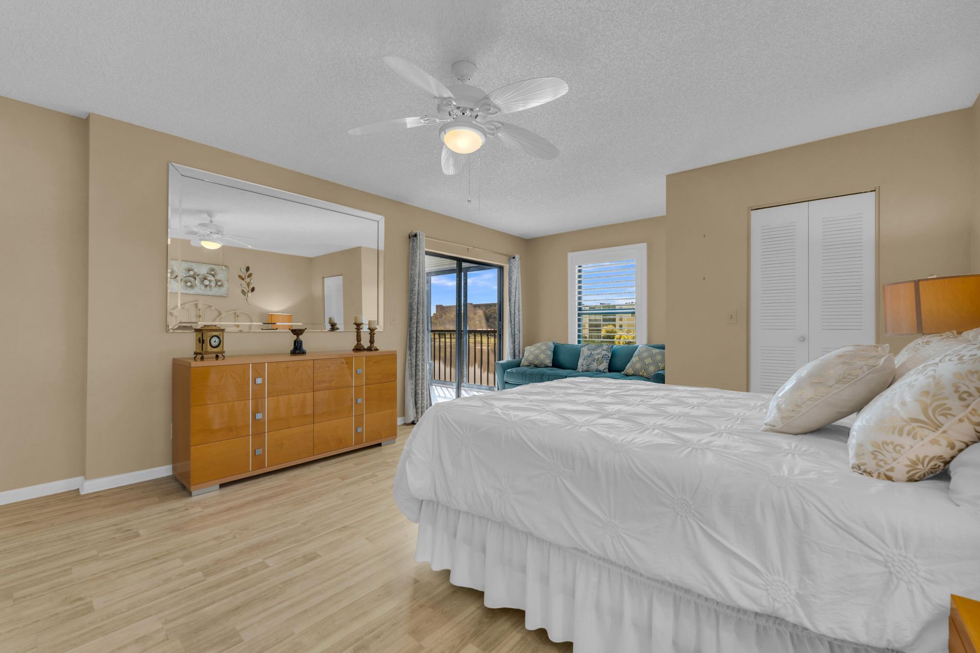 7340 Amberly Lane, Unit 210, Delray Beach, FL 33446 Photo