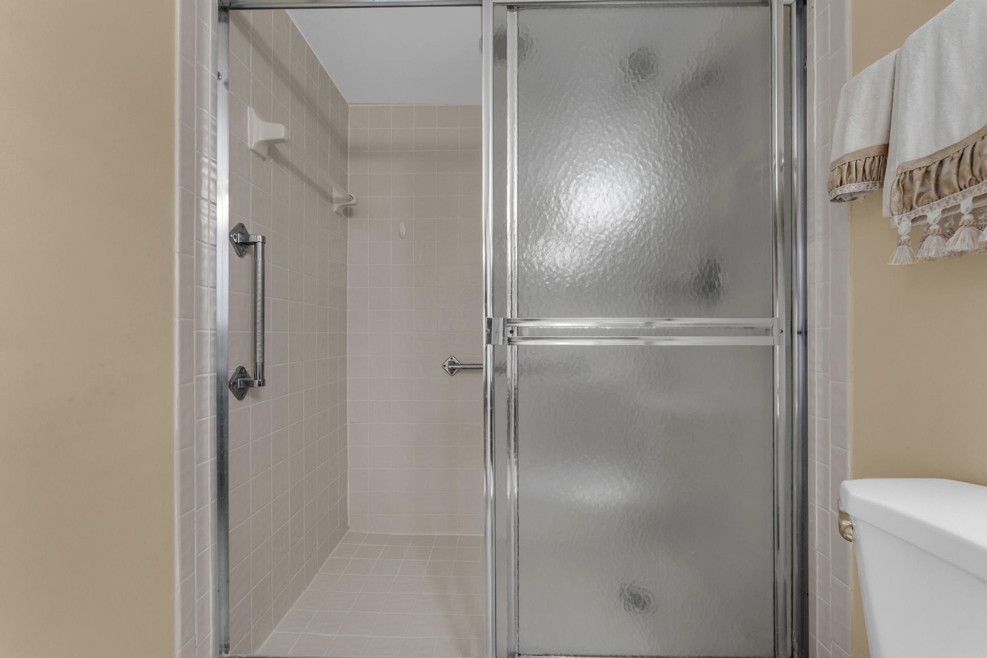 7340 Amberly Lane, Unit 210, Delray Beach, FL 33446 Photo