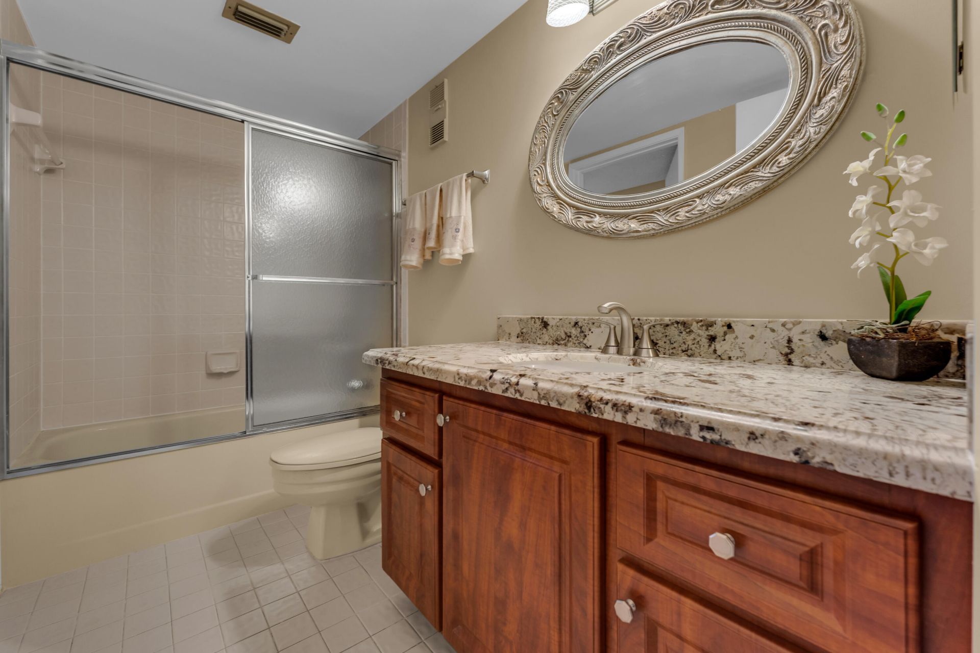 7340 Amberly Lane, Unit 210, Delray Beach, FL 33446 Photo