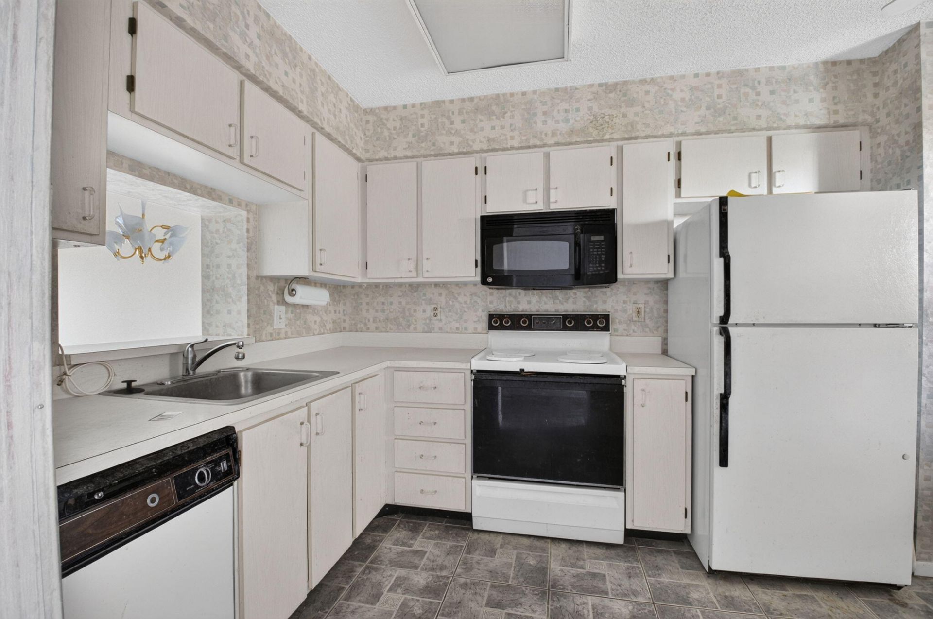 7260 Kinghurst Drive, Unit 404, Delray Beach, FL 33446 Photo