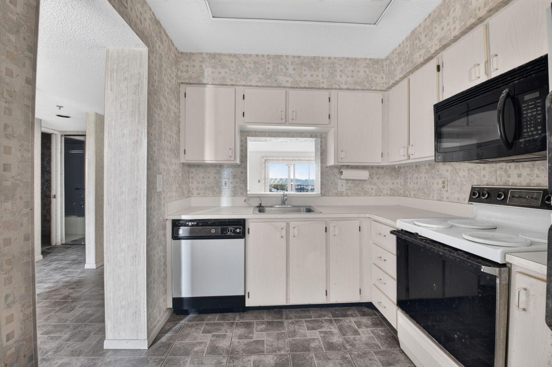 7260 Kinghurst Drive, Unit 404, Delray Beach, FL 33446 Photo