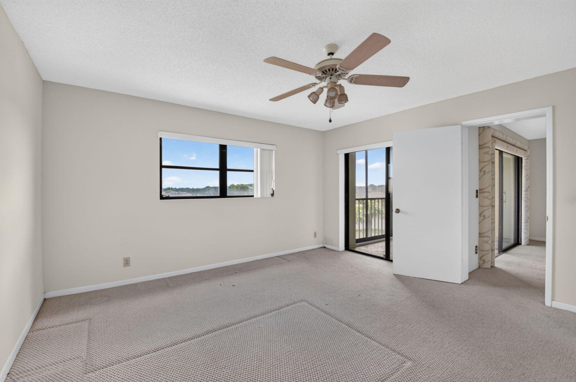 7260 Kinghurst Drive, Unit 404, Delray Beach, FL 33446 Photo