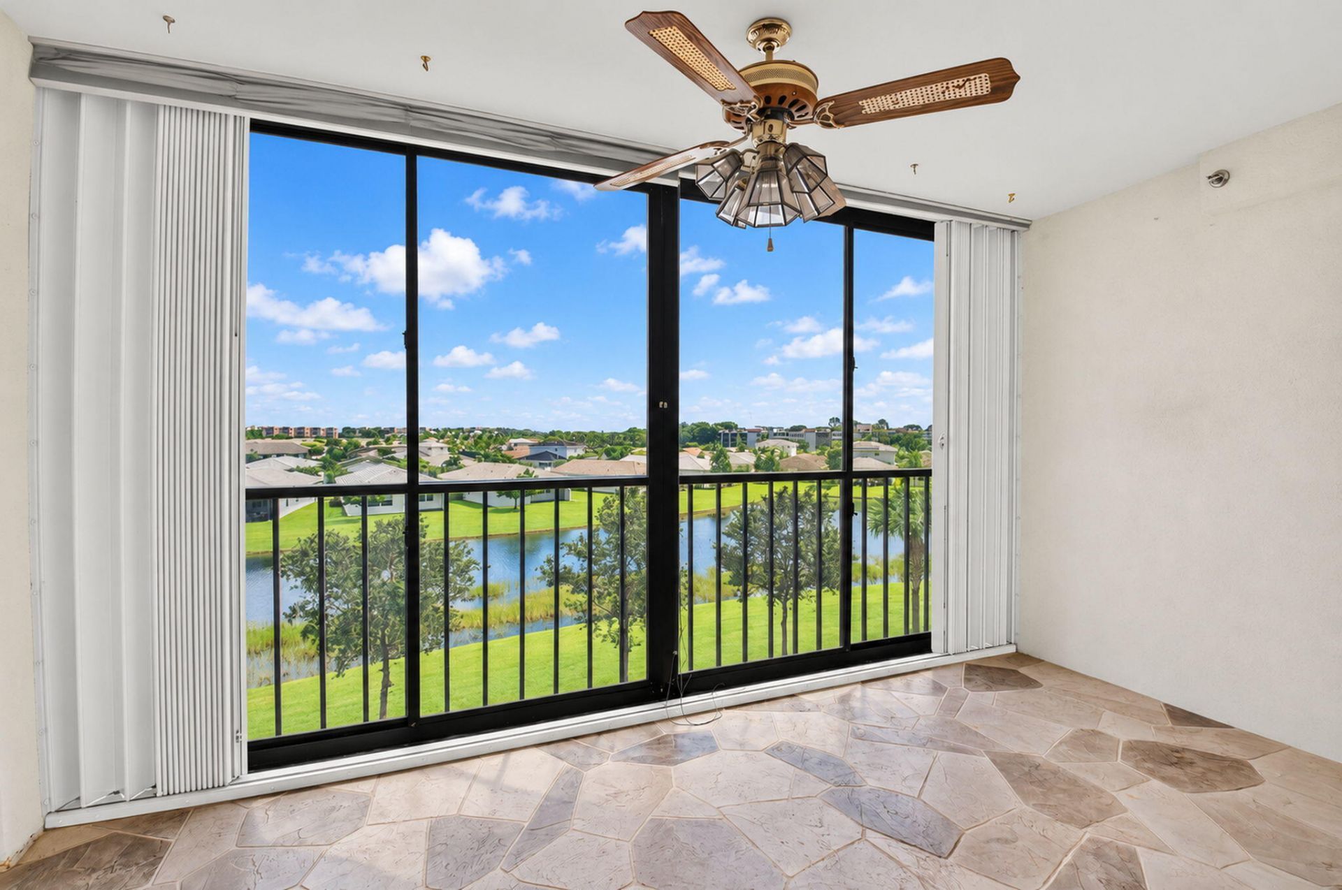 7260 Kinghurst Drive, Unit 404, Delray Beach, FL 33446 Photo