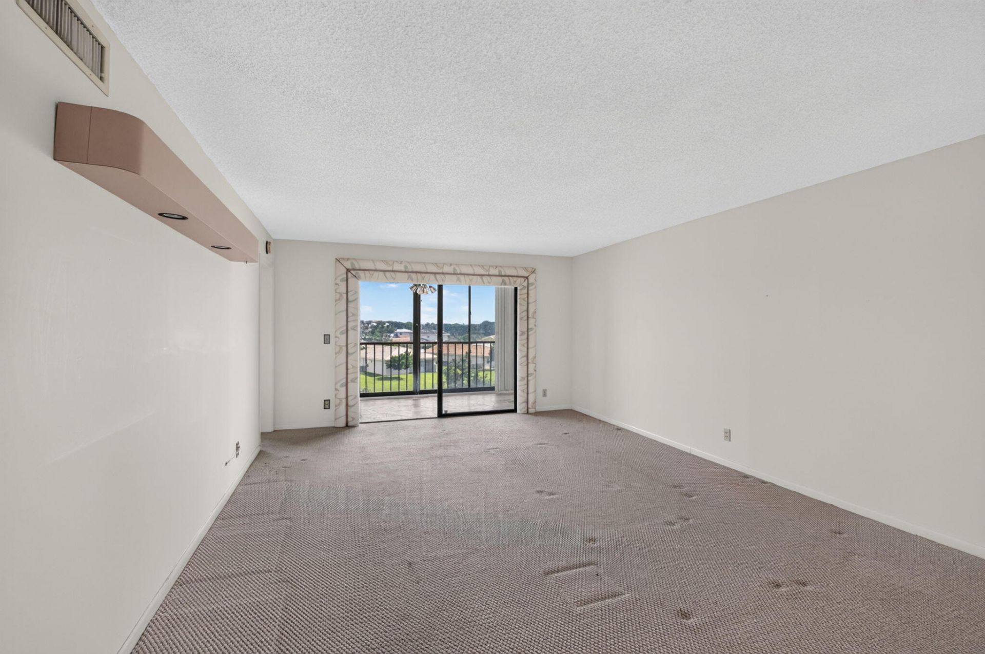 7260 Kinghurst Drive, Unit 404, Delray Beach, FL 33446 Photo