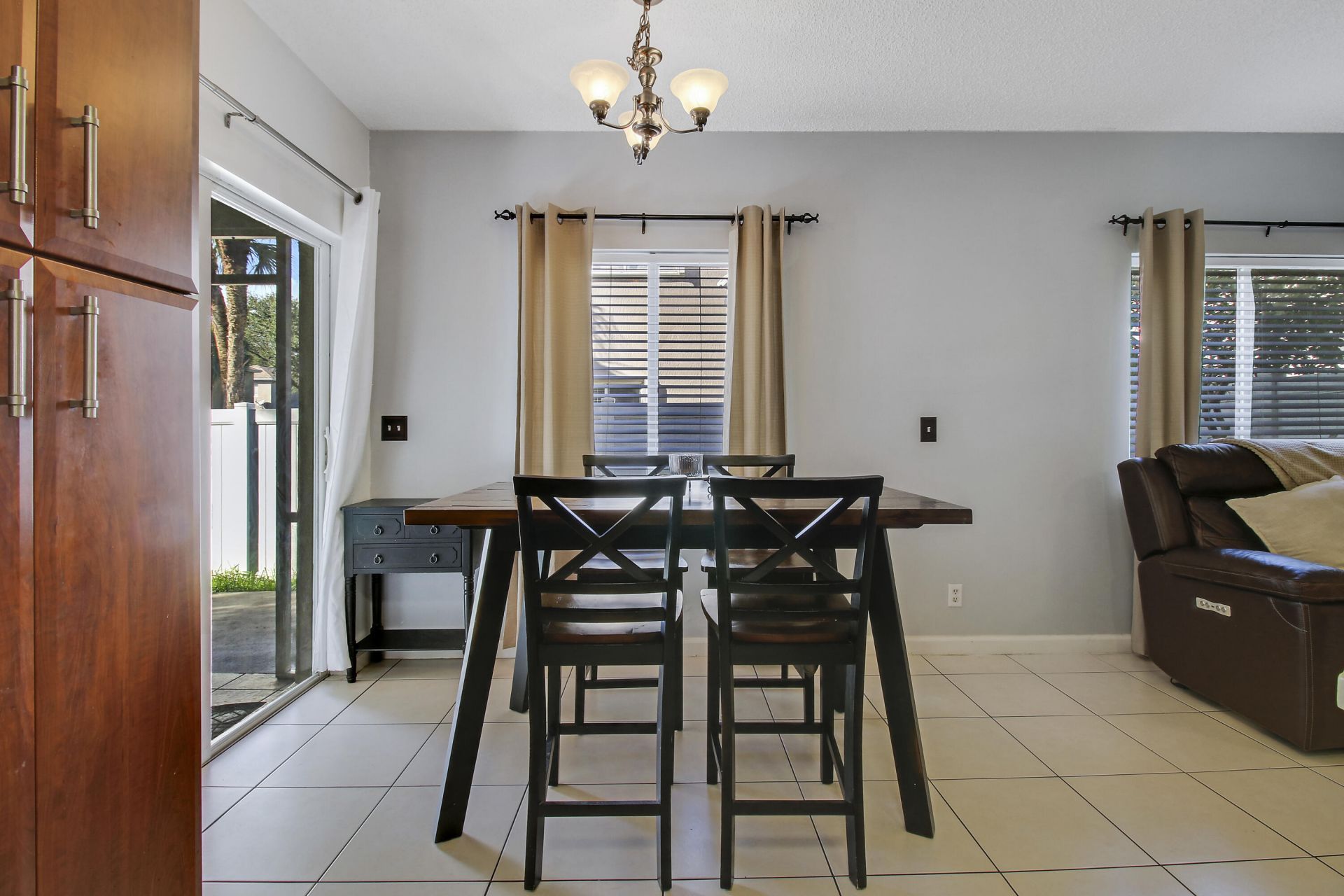 9561 Bradshaw Lane, Tamarac, FL 33321 Photo