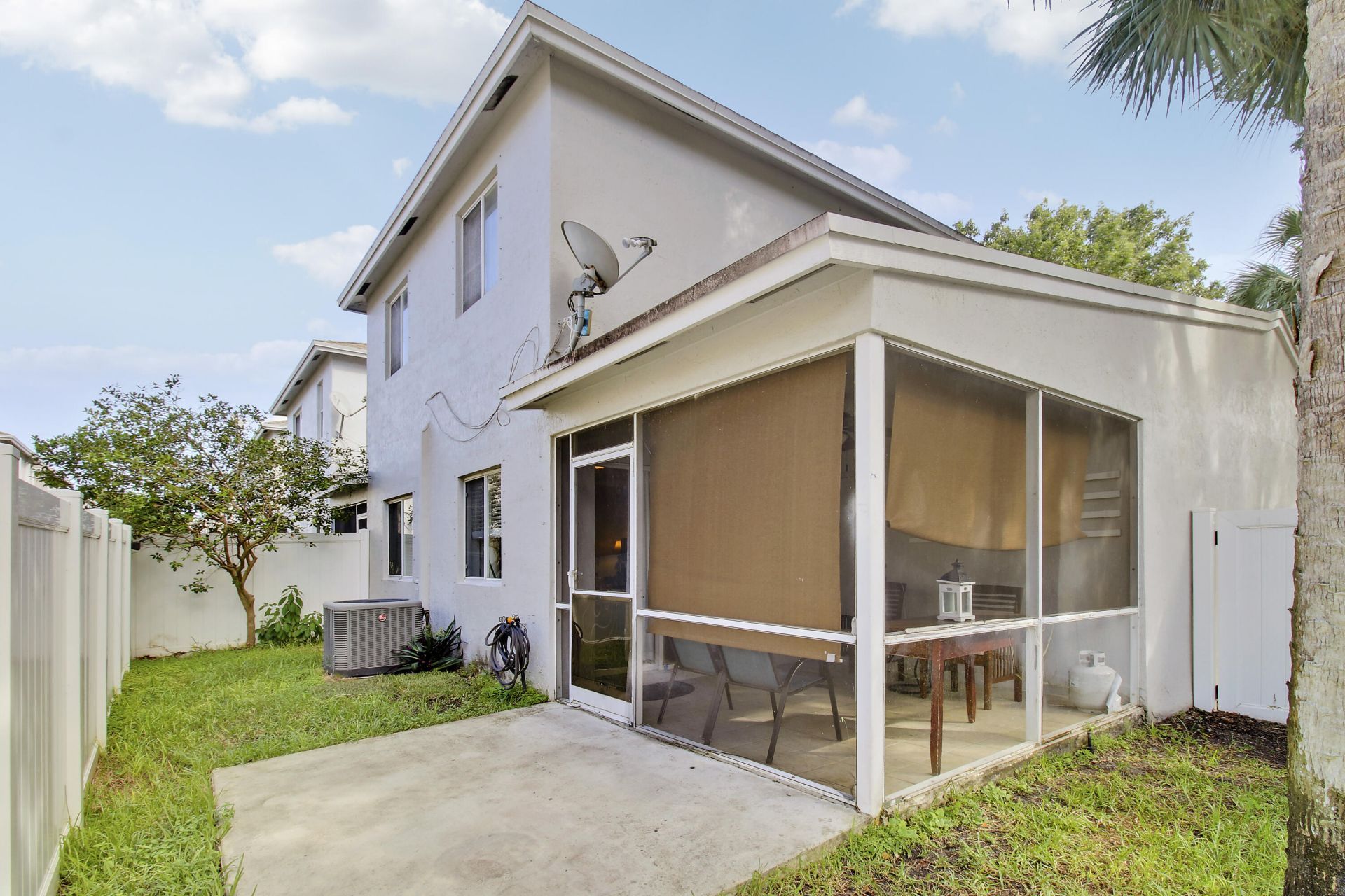 9561 Bradshaw Lane, Tamarac, FL 33321 Photo