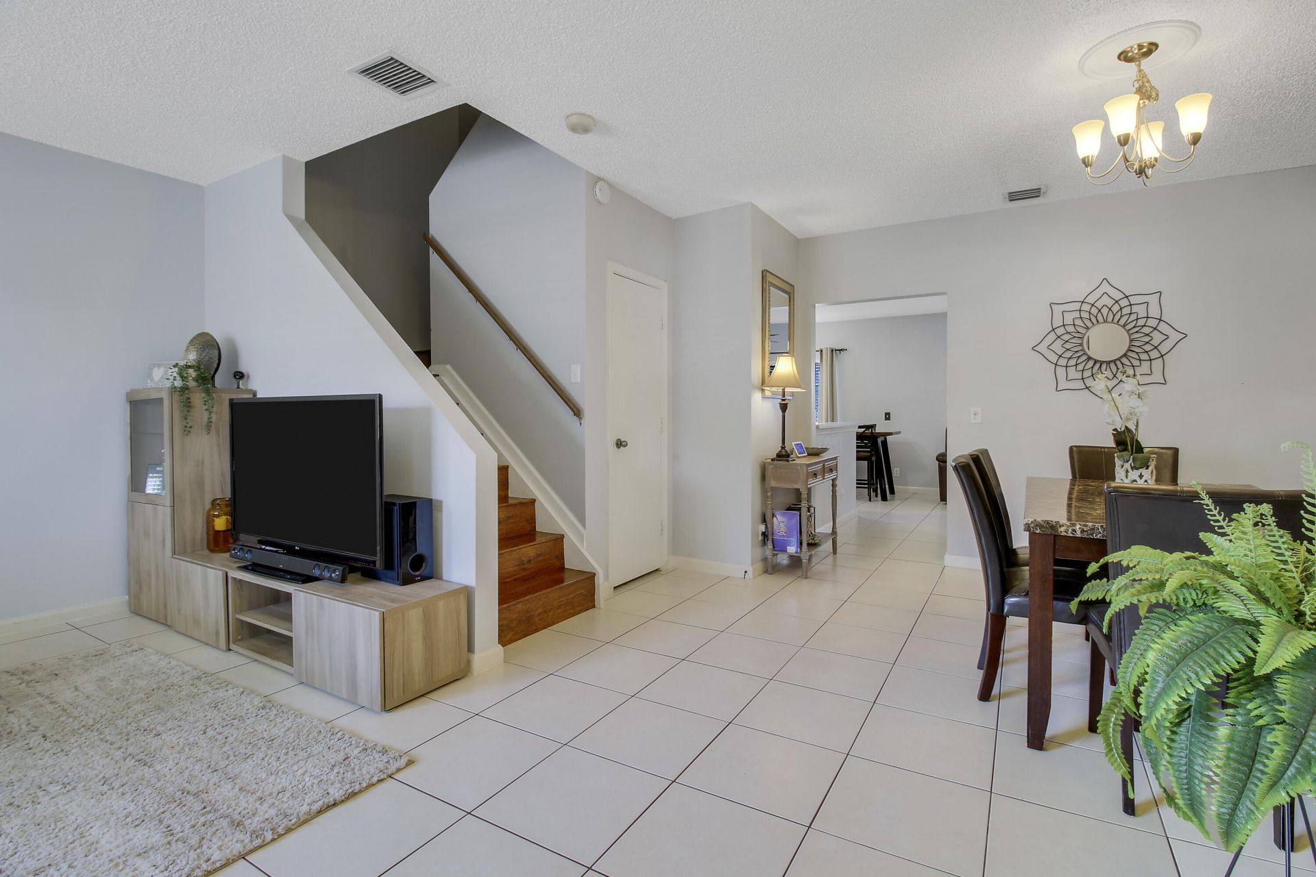 9561 Bradshaw Lane, Tamarac, FL 33321 Photo
