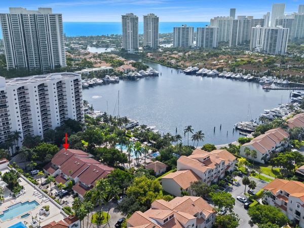 3602 YACHT CLUB Drive, Unit 401, Aventura, FL 33180
