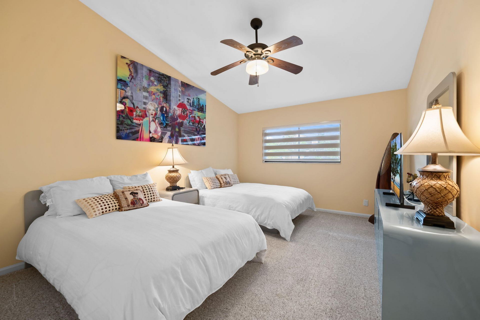 3602 Yacht Club Drive, Unit 401, Aventura, FL 33180 Photo