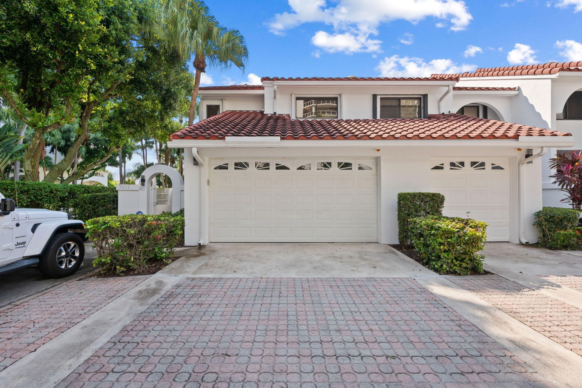 3602 Yacht Club Drive, Unit 401, Aventura, FL 33180 Photo