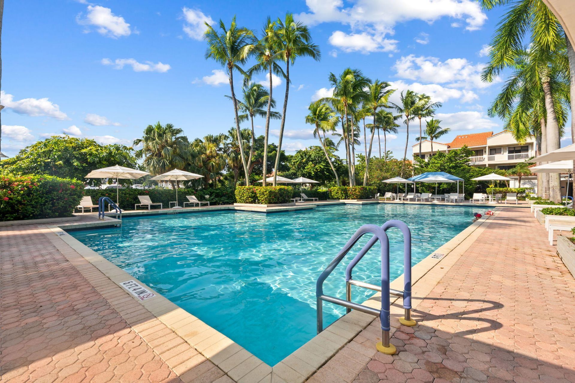 3602 Yacht Club Drive, Unit 401, Aventura, FL 33180 Photo