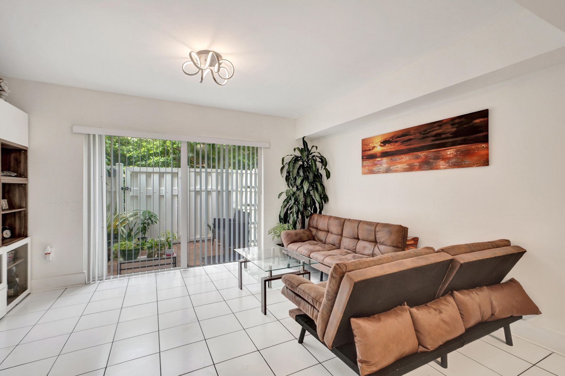 235 Riviera Circle, Weston, FL 33326 Photo