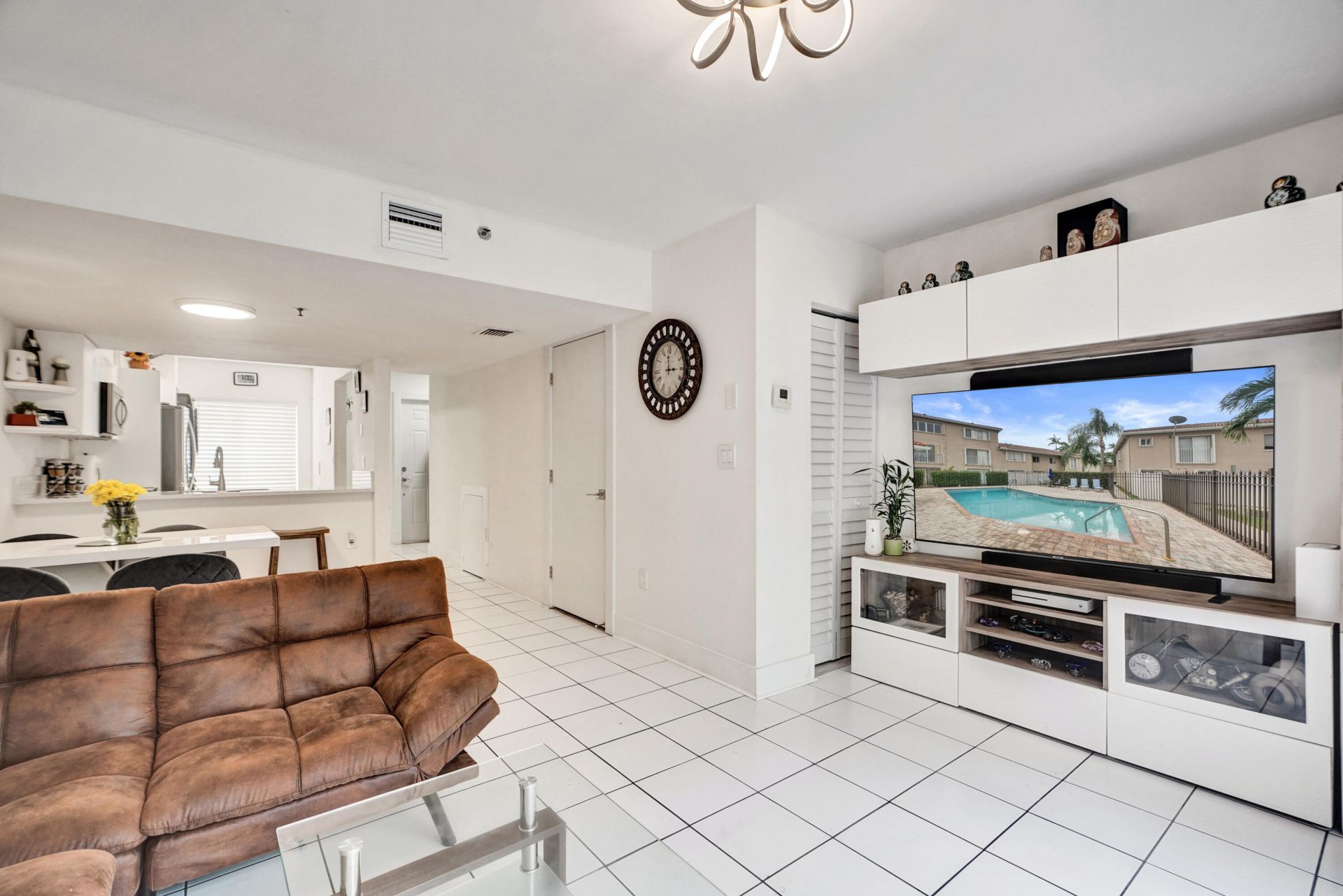 235 Riviera Circle, Weston, FL 33326 Photo