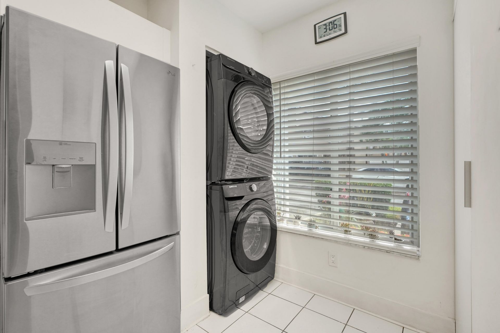 235 Riviera Circle, Weston, FL 33326 Photo