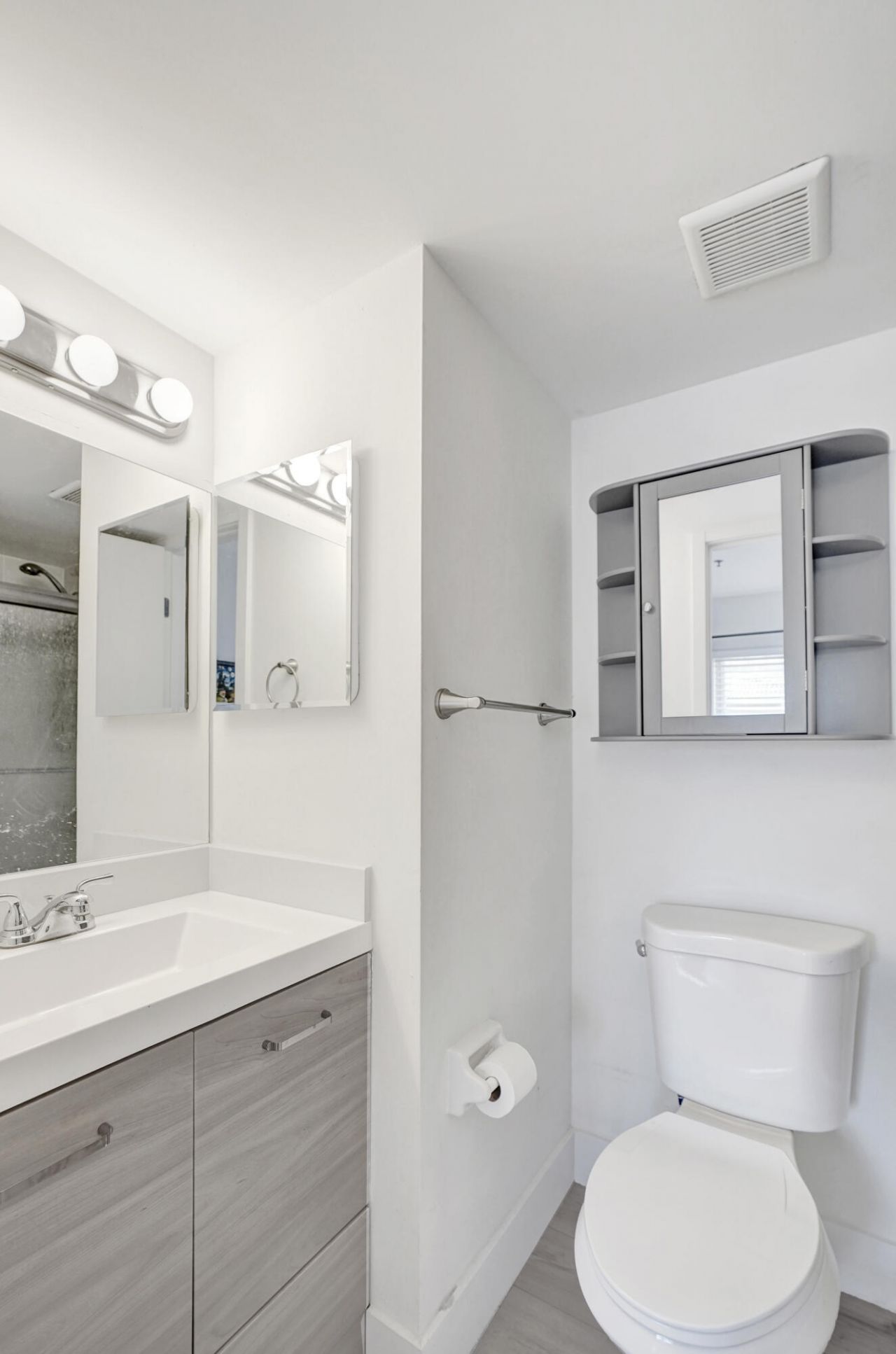 235 Riviera Circle, Weston, FL 33326 Photo