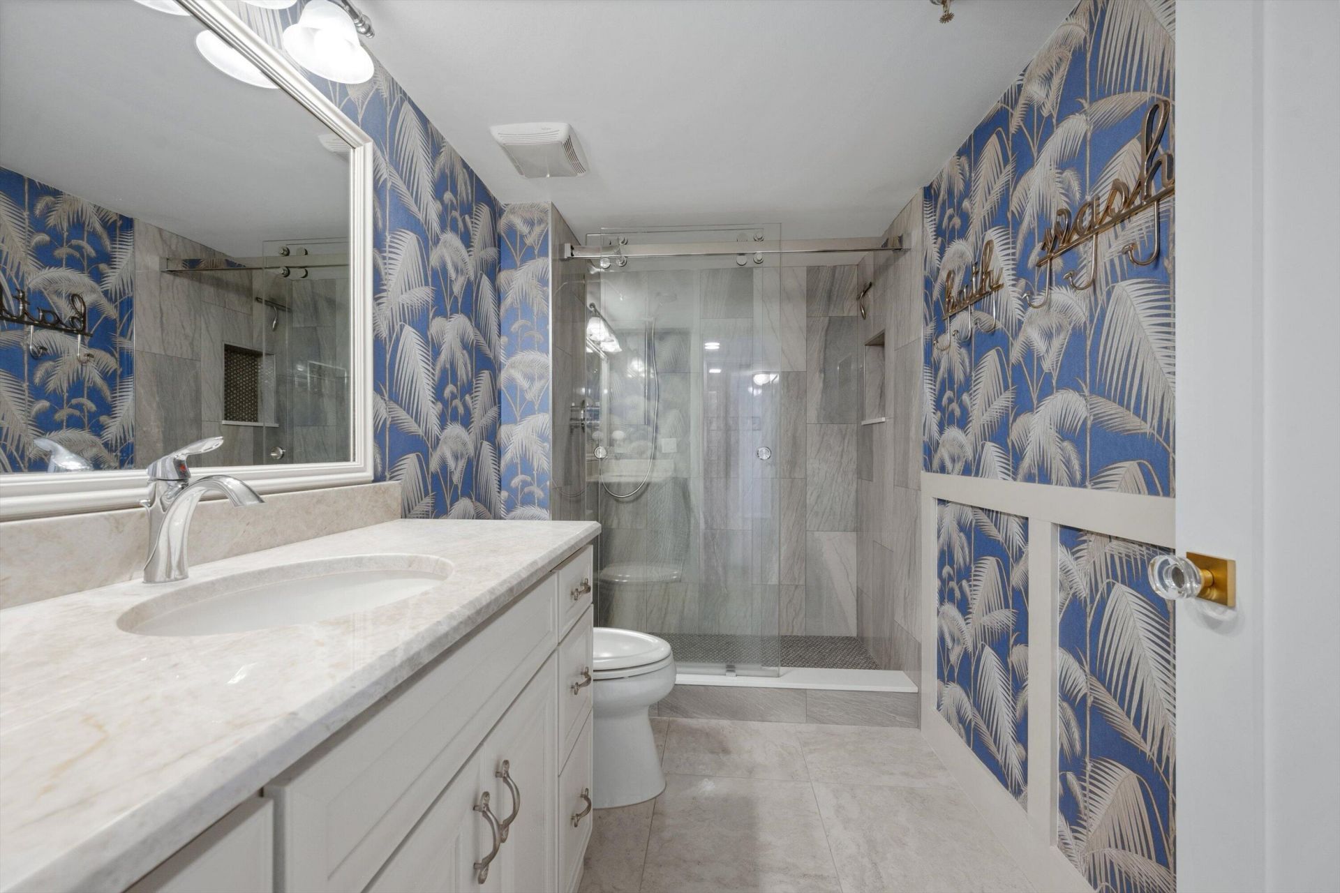 19800 Sandpointe Bay Drive, Unit 807, Tequesta, FL 33469 Photo