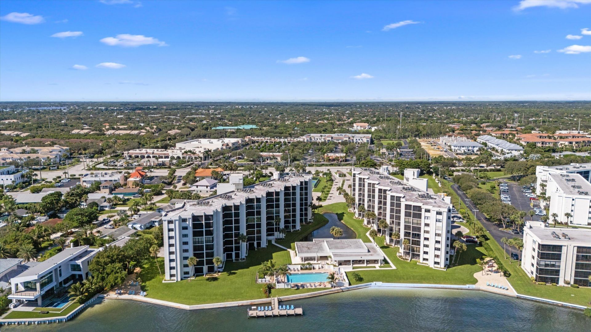 19800 Sandpointe Bay Drive, Unit 807, Tequesta, FL 33469 Photo