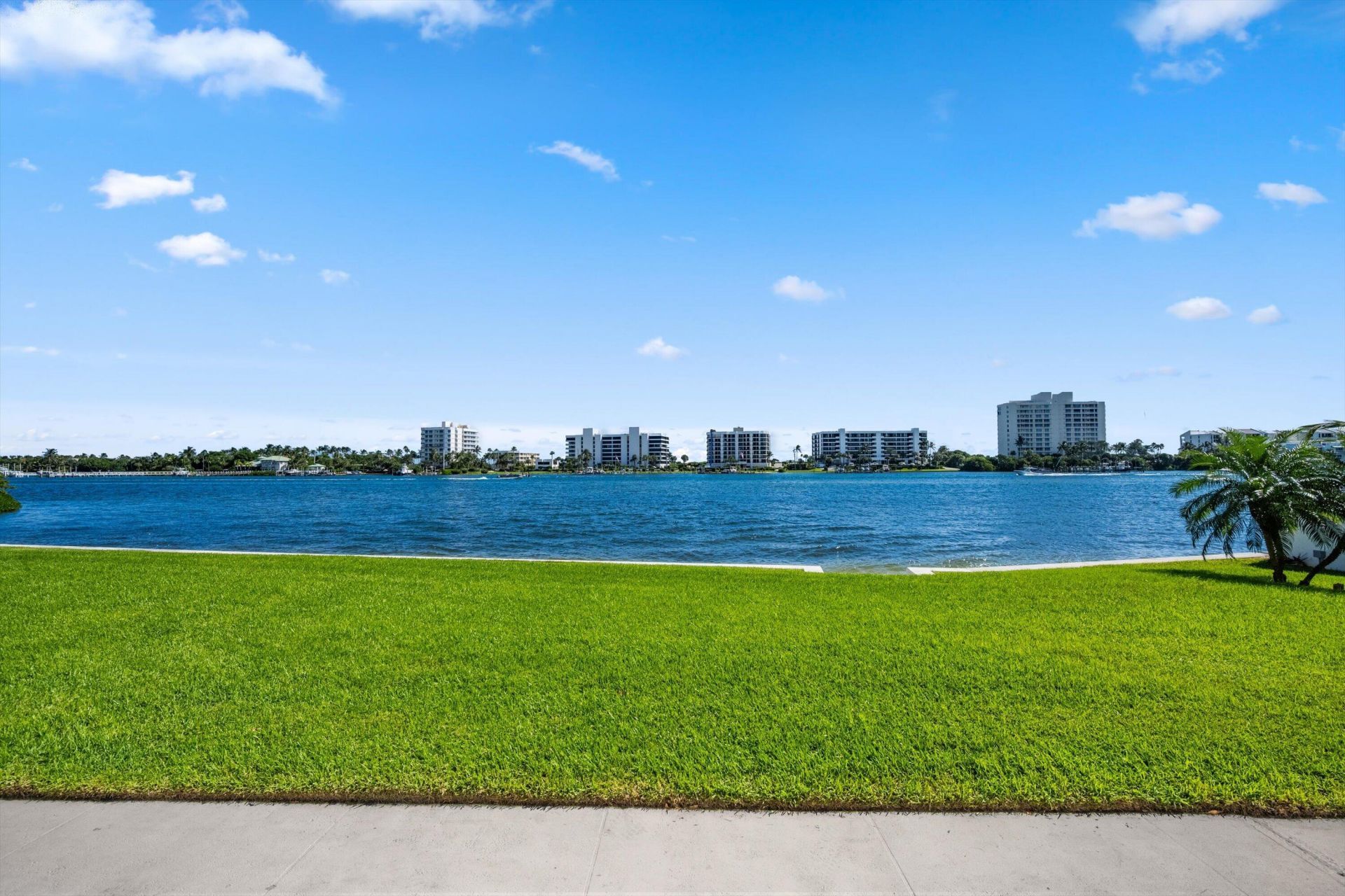 19800 Sandpointe Bay Drive, Unit 807, Tequesta, FL 33469 Photo