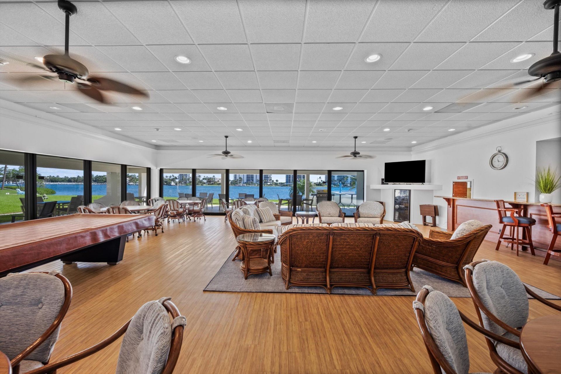 19800 Sandpointe Bay Drive, Unit 807, Tequesta, FL 33469 Photo