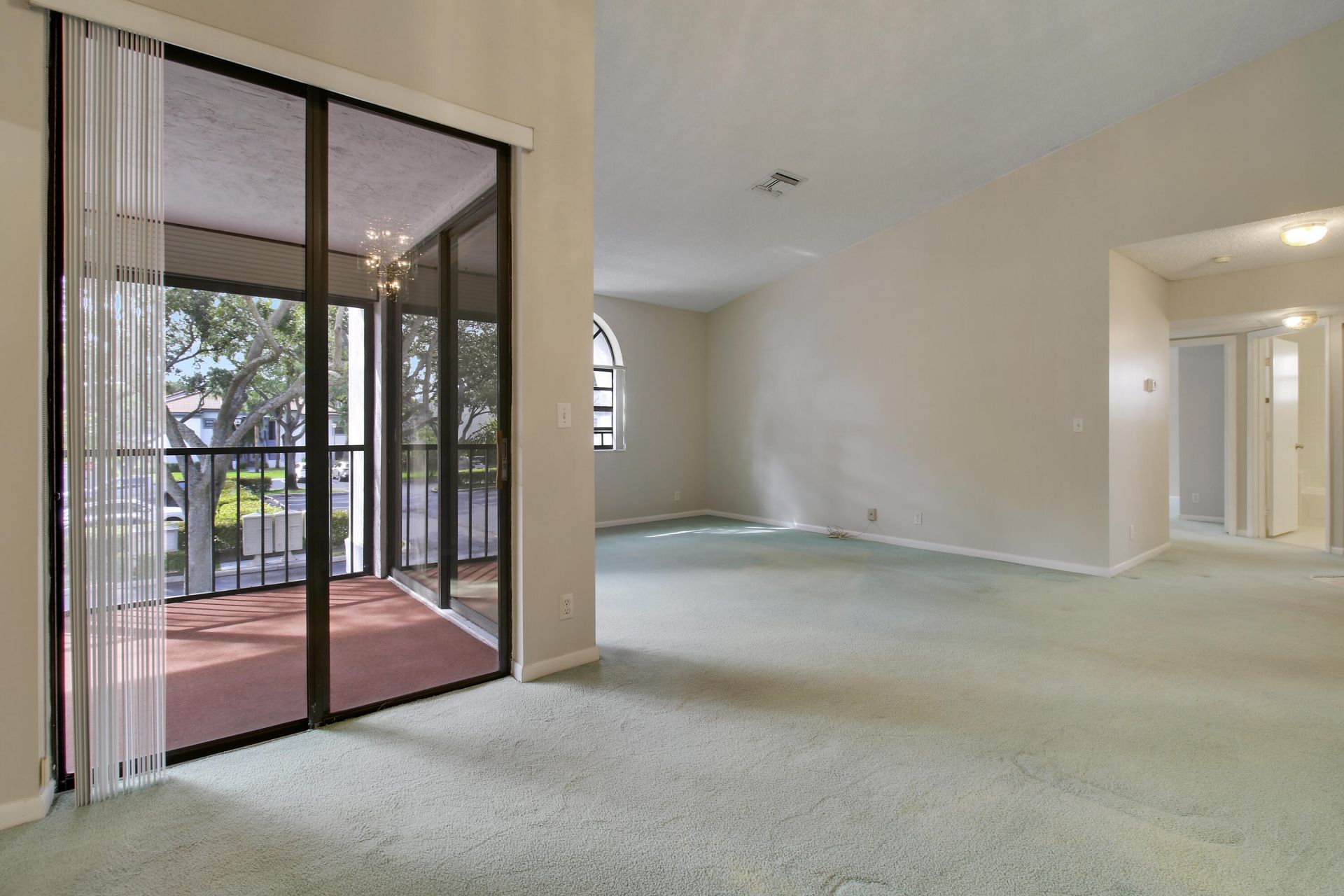 5422 Venetia Court, Unit E, Boynton Beach, FL 33437 Photo