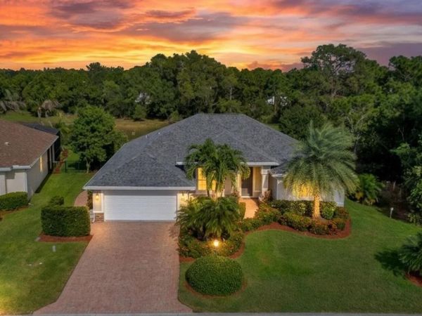 367 SW Vista Lake Drive, Port St. Lucie, FL 34953