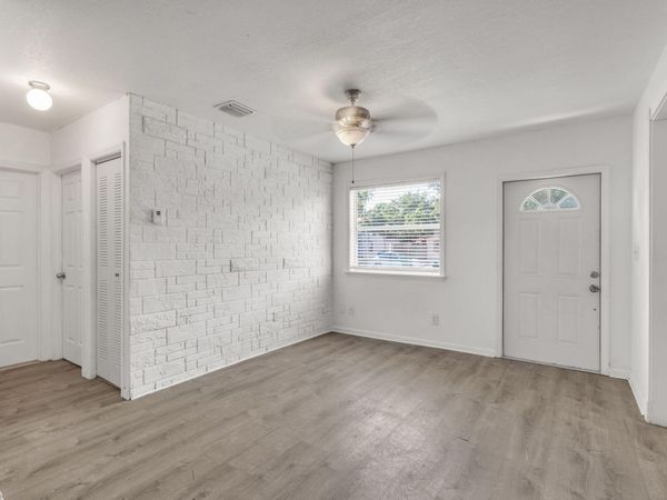880 NW 33rd Terrace NW, Lauderhill, FL 33311
