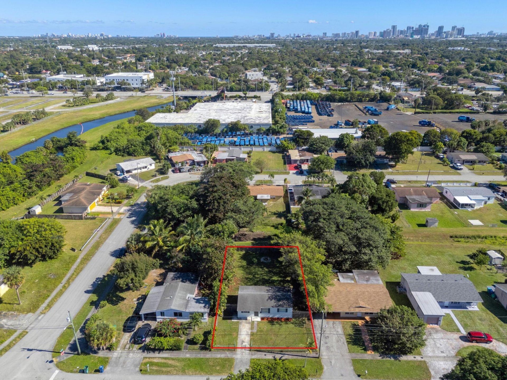 880 NW 33rd Terrace Nw, Lauderhill, FL 33311 Photo