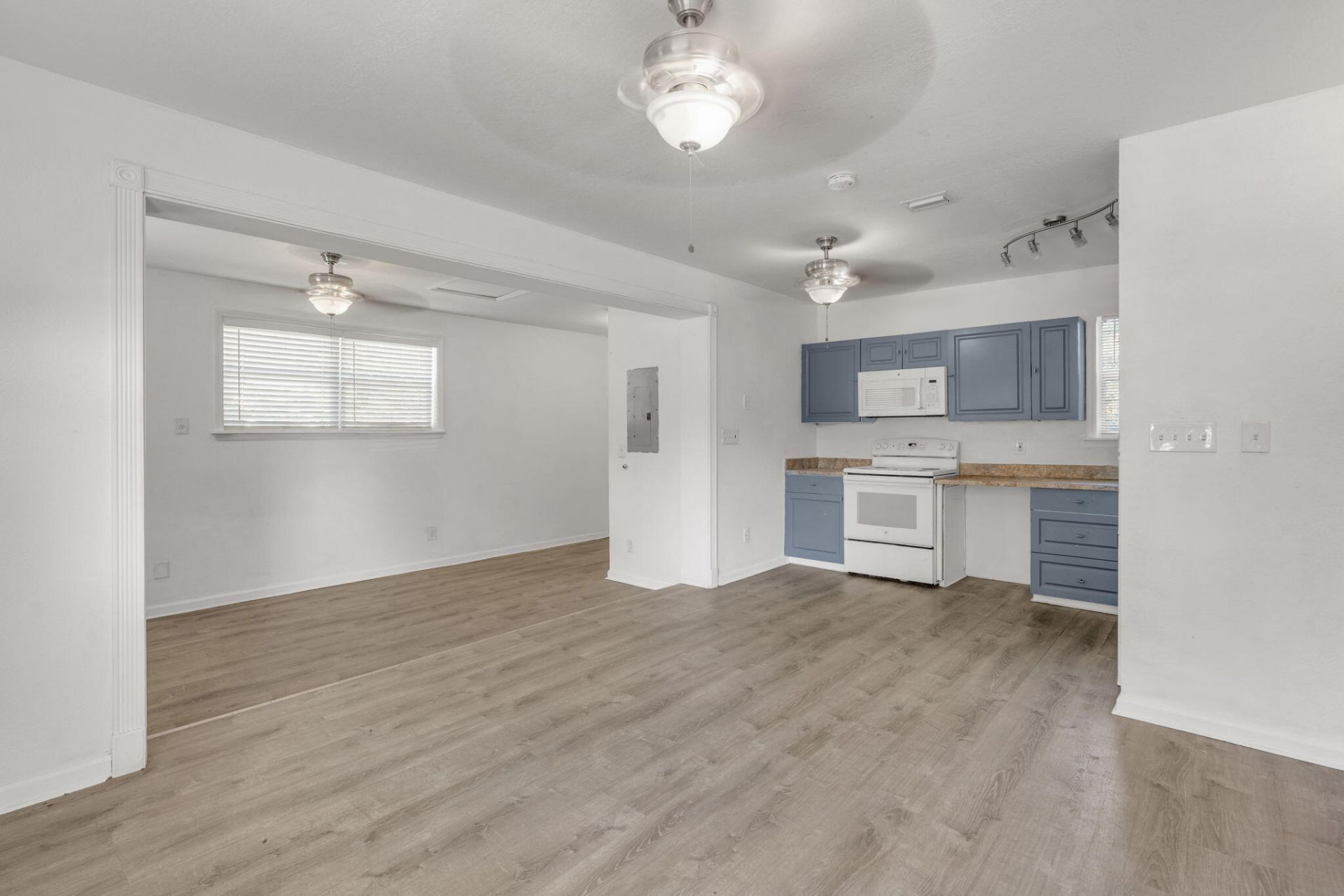 880 NW 33rd Terrace Nw, Lauderhill, FL 33311 Photo