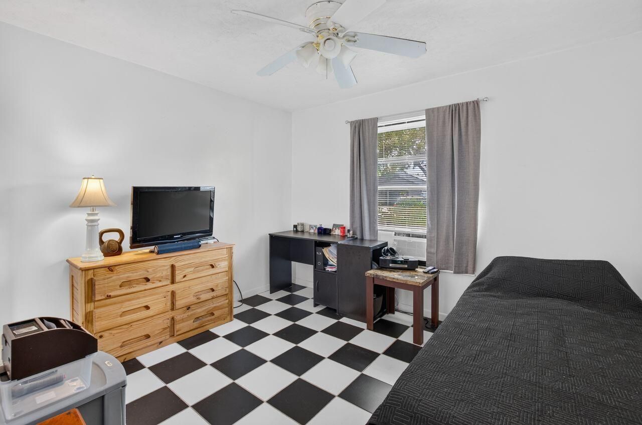 731 SW 1st Court, Boynton Beach, FL 33426 Photo
