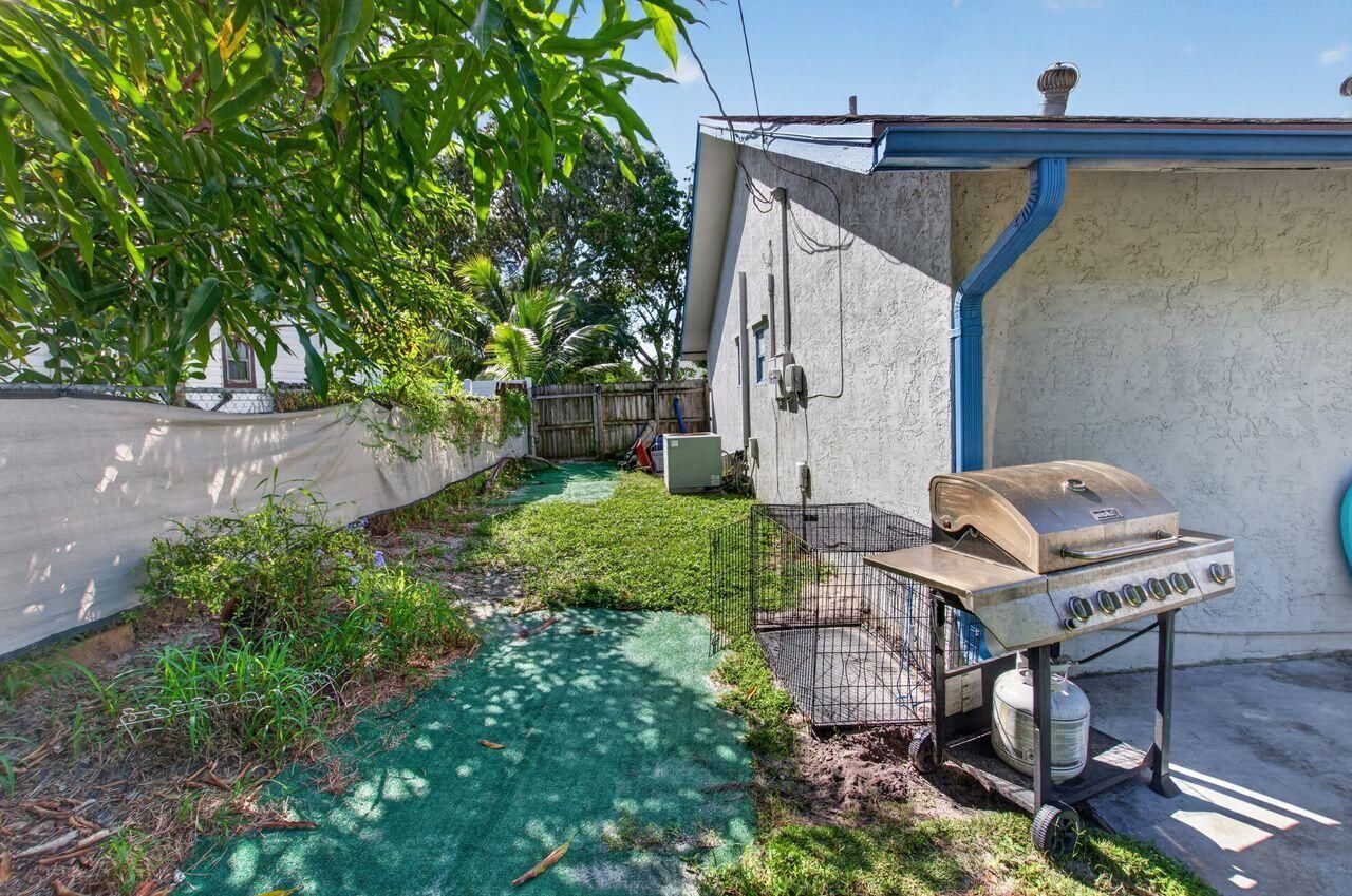 731 SW 1st Court, Boynton Beach, FL 33426 Photo