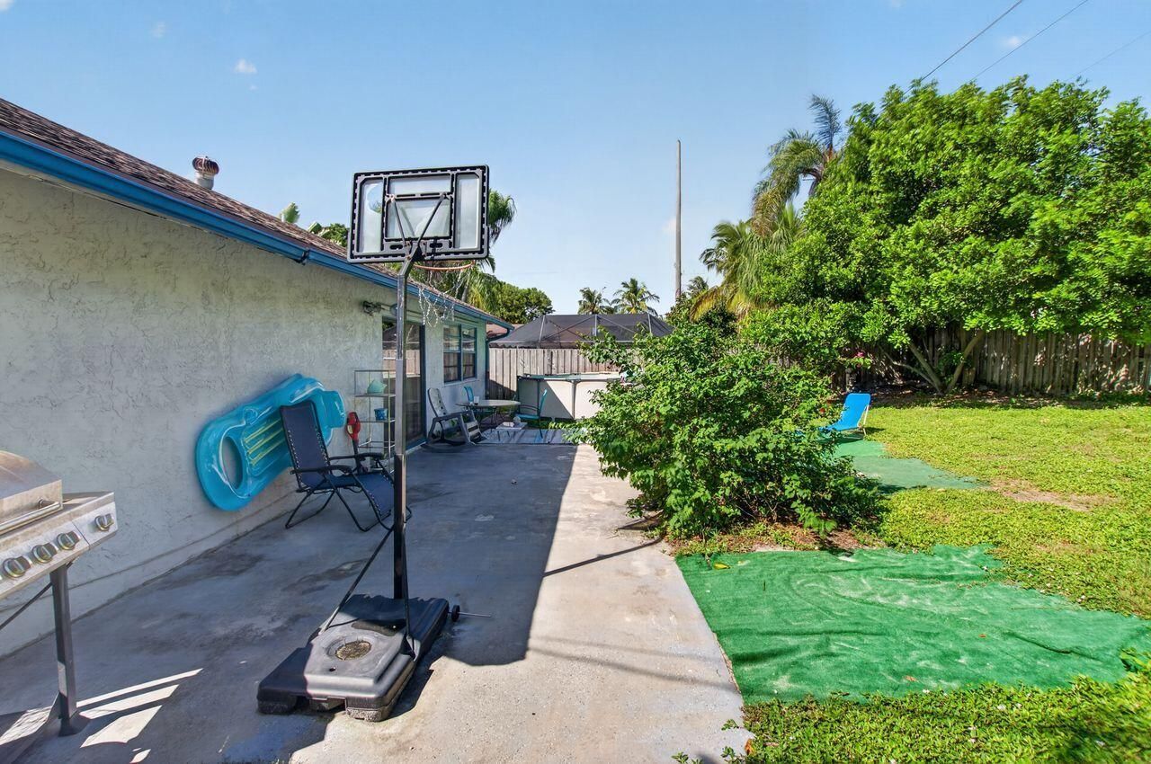 731 SW 1st Court, Boynton Beach, FL 33426 Photo