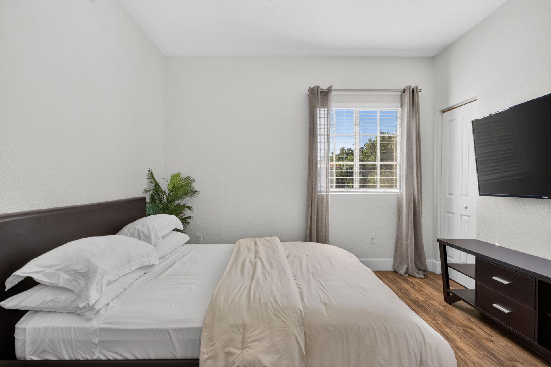 305 NE 47th Place, Unit 305, Deerfield Beach, FL 33064 Photo